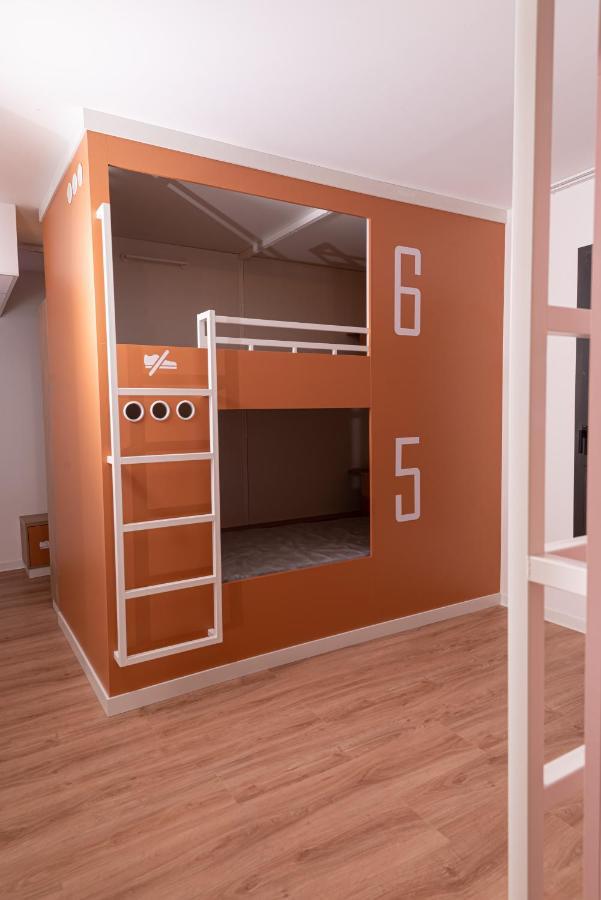 Hostel Le Hueb Tulon Zewnętrze zdjęcie